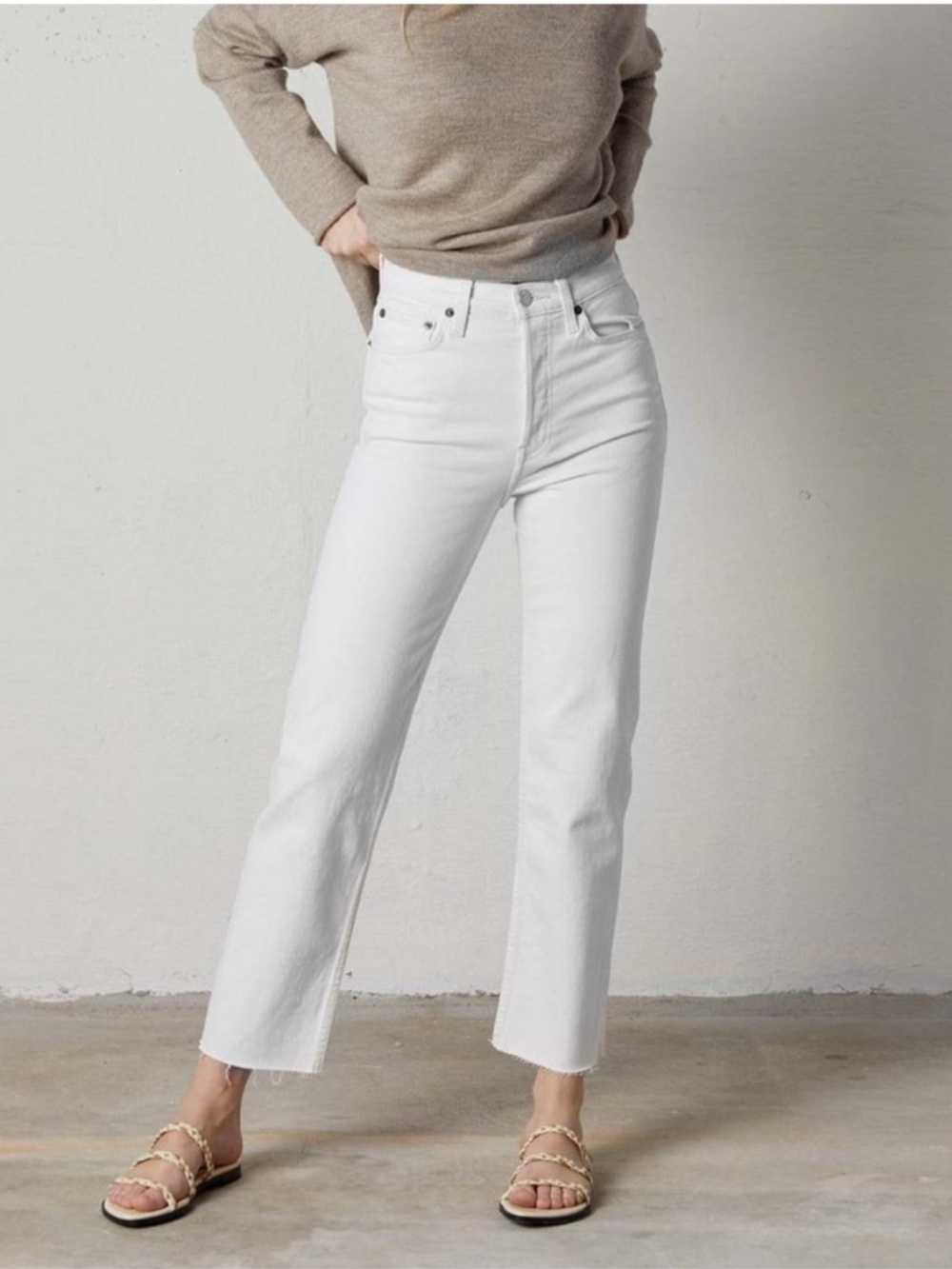 RE/DONE 70s Stove Pipe High Rise Straight Leg Jeans in Vintage White 27
